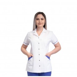 Halat medical dama, maneca scurta, inchidere cu capse, cu insertii albastre, tercot, alb